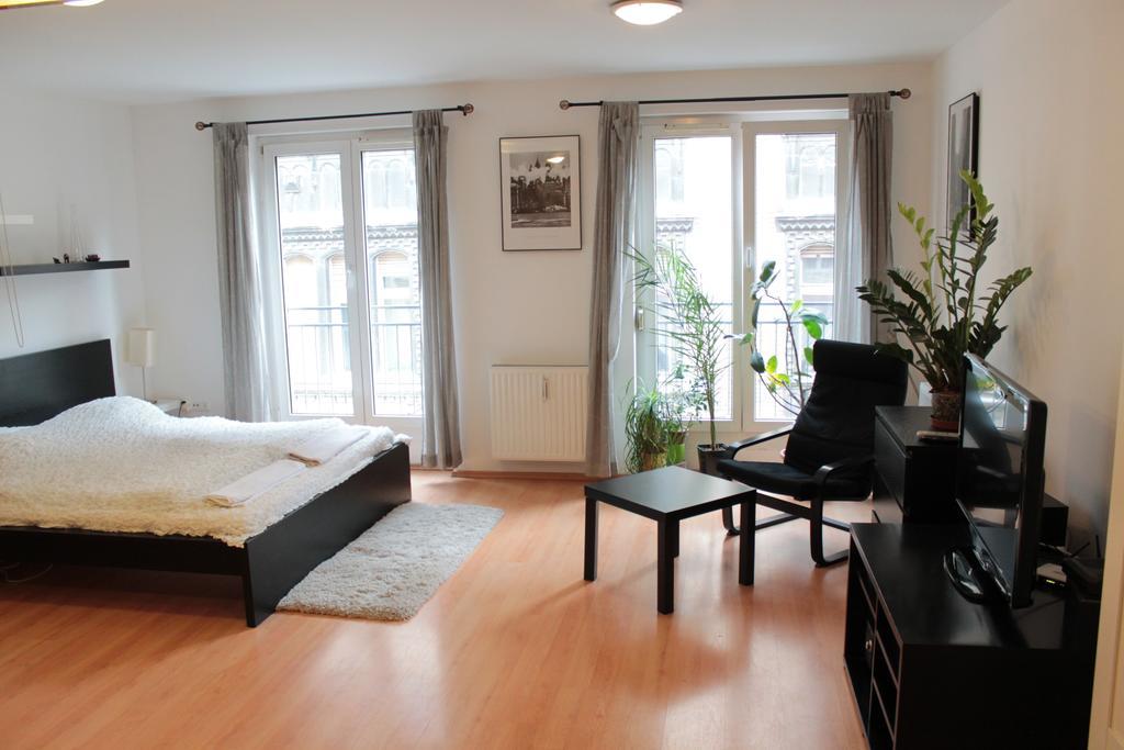 Erkel Apartment บูดาเปสต์ ภายนอก รูปภาพ