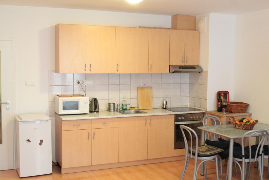 Erkel Apartment บูดาเปสต์ ภายนอก รูปภาพ